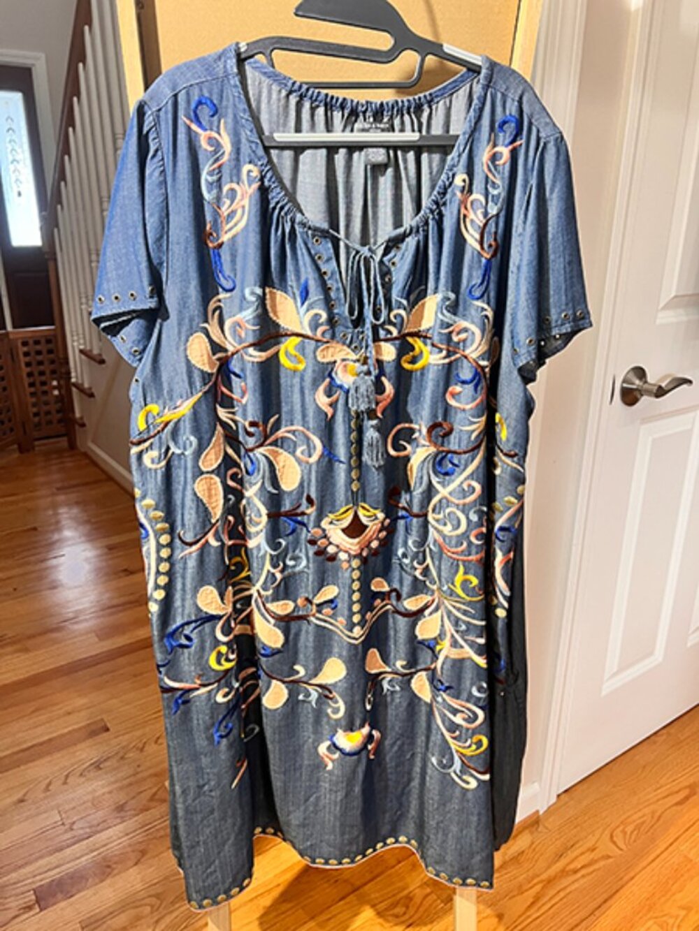 Chelsea & Theodore | Embroidered Chambray Shift Dress | NWOT